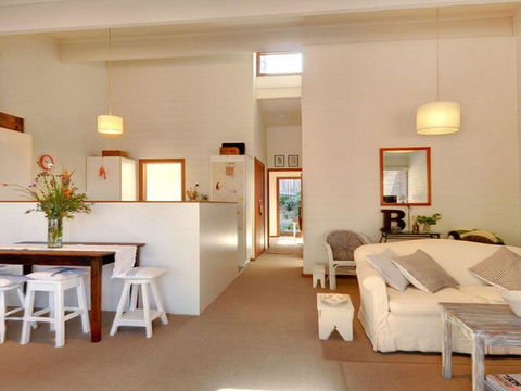 Gibraltar Getaway - Cute, Comfortable & Close To Town - Accommodation Daintree 0
