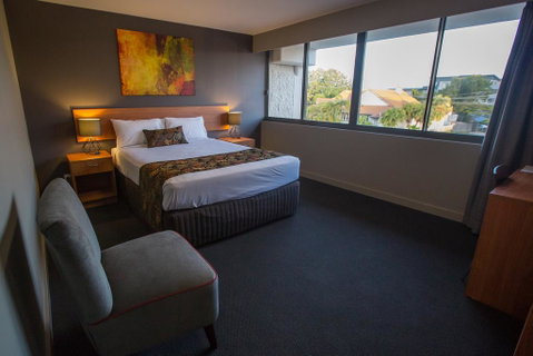 Gladstone Reef Hotel Motel - Accommodation Daintree 1