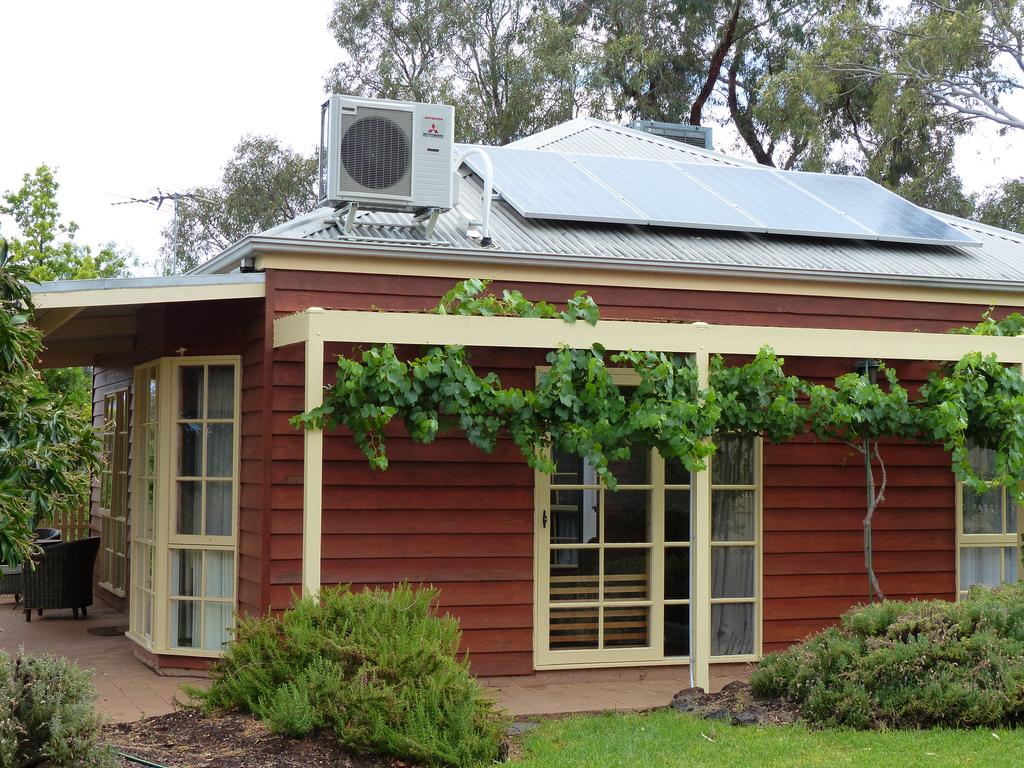 Merbein West VIC Accommodation Daintree