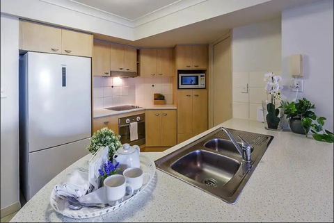 Gold Coast Apartment At Sandcastles On Broadwater - Accommodation Daintree 1