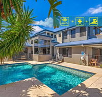 Gold Coast Stunning Waterfront Holiday Retreat - Accommodation Daintree