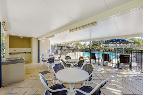 Golden Riviera Absolute Beachfront Resort - Accommodation Daintree 1