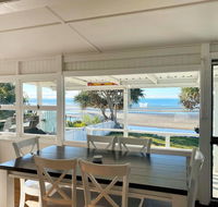 Golden Sands at Beachmere - Accommodation Daintree