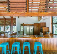 Golden Sunbird - Accommodation Daintree