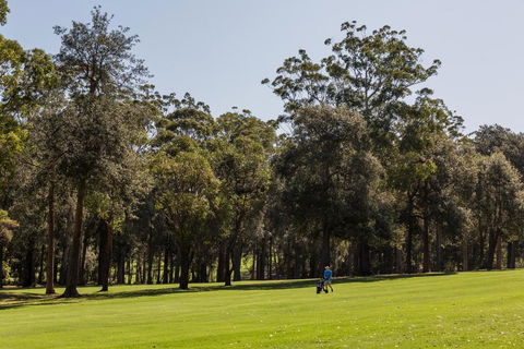 Golfer's Retreat, Mollymook - Accommodation Daintree 0