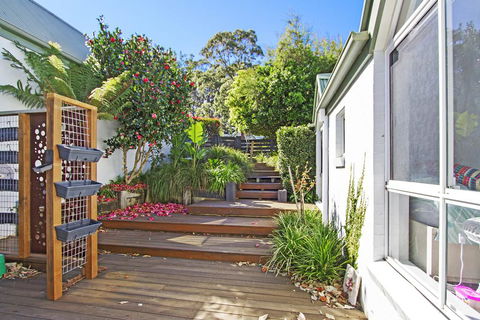 Golfers Getaway Mollymook Augusta Place 14/13-15 - Accommodation Daintree 2