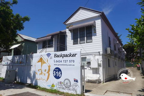 Gonow Family Backpackers Hostel - Accommodation Daintree 0