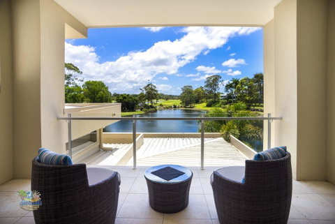 Grand Oasis At Sanctuary Cove - Accommodation Daintree 3