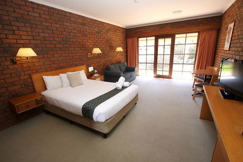 Grange Burn Motel - Accommodation Daintree 2