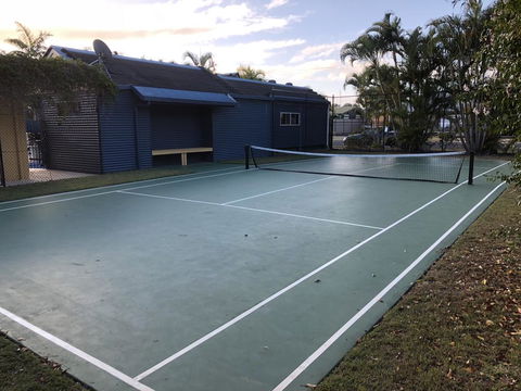 Grange Resort Hervey Bay - Accommodation Daintree 2