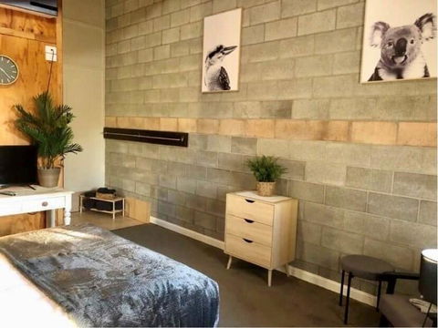 Granite Belt Cabins - Accommodation Daintree 2
