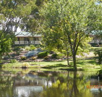 Granite Gardens Cottages  Lake Retreat - Accommodation Daintree