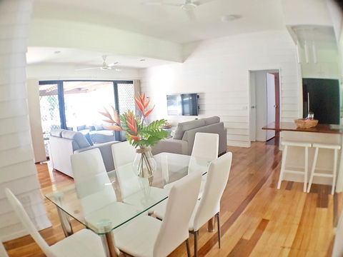 Great Northern Beach House - Accommodation Daintree 2
