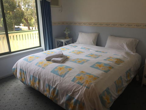 Halls Gap Tavern - Accommodation Daintree 2