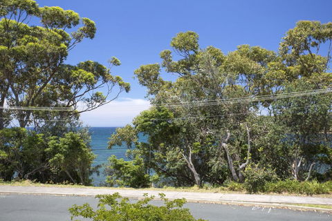 HARBOUR BREEZE - ULLADULLA - Accommodation Daintree 0