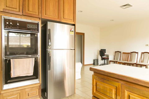 Hawthorn Holiday House - Accommodation Daintree 2