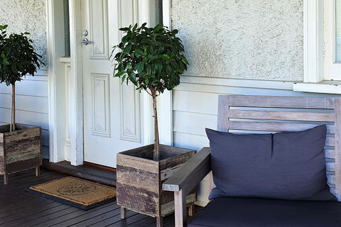 Healesville House - Magnolia House - Accommodation Daintree 3