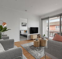 Heart of Ormond Apartment by Ready Set Host - Accommodation Daintree