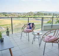 Heart Of the Sunny Coast - 2 Resort Pools Gym NOW OPEN Walk to Sunshine Plaza - Accommodation Daintree