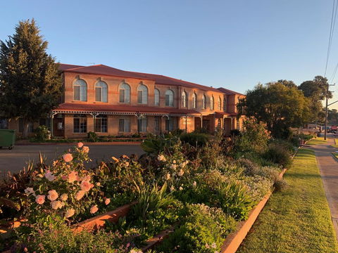 Heritage Motor Inn Goulburn - Accommodation Daintree 0