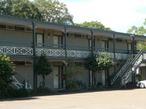 Hermitage Motel - Accommodation Daintree 2