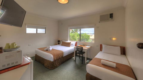 Hi-Way Motel Grafton - Accommodation Daintree 1
