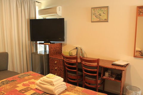 High Country Motel - Accommodation Daintree 2