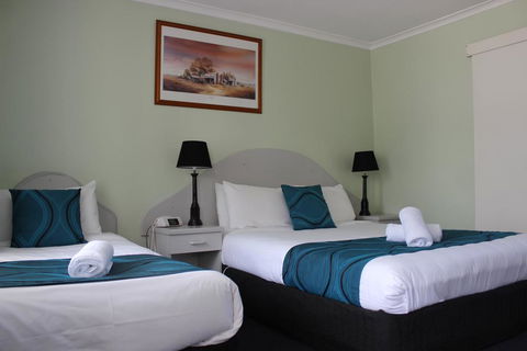 High Mountains Motor Inn - Accommodation Daintree 2