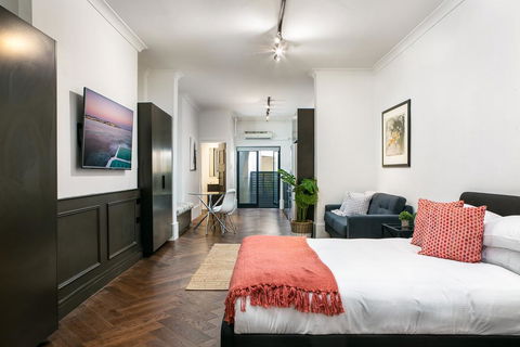 High-End Studio Near Parks, Theatres And Dining - Accommodation Daintree 1