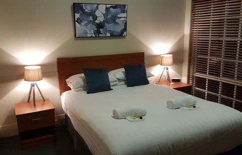 Highlands Hotel - Accommodation Daintree 2