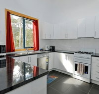 Hill Top Retreat Self Contained Accomodation - Accommodation Daintree