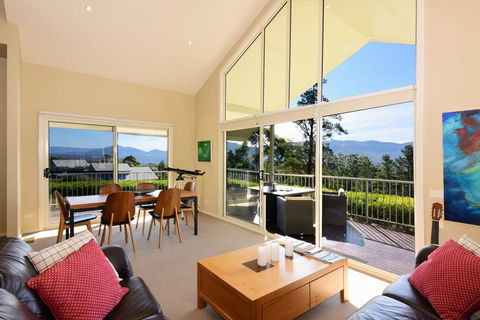 Hillcrest - Spectacular Views! - Accommodation Daintree 3