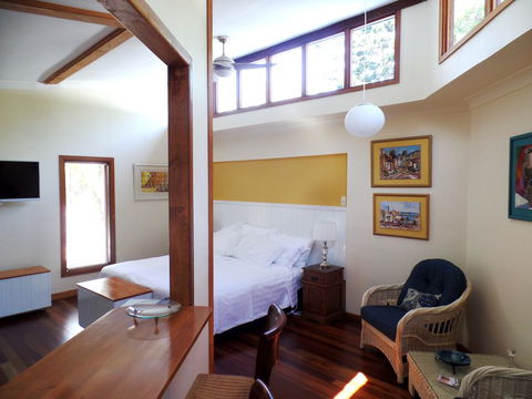 Hilltop B&B - Accommodation Daintree 1