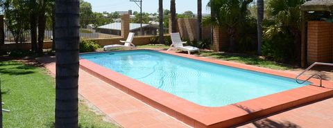 Hilltop Motel - Accommodation Daintree 2