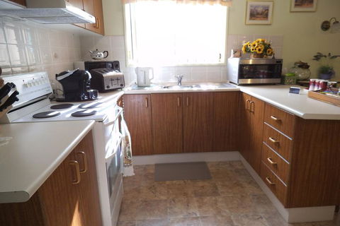 Hillview B & B Forbes - Accommodation Daintree 1