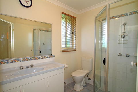 Holiday On The Water - Accommodation Daintree 2
