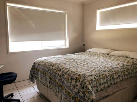 Holiday Unit By The Beach With Pool - Accommodation Daintree 3