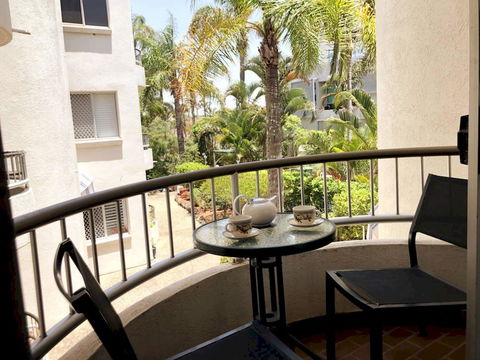 Holiday Unit By The Beach With Pool - Accommodation Daintree 1