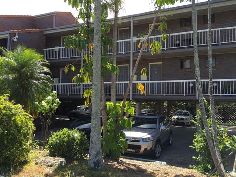Holland Park Motel - Accommodation Daintree 2
