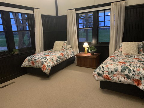 Island Farmhouse - Accommodation Daintree 3