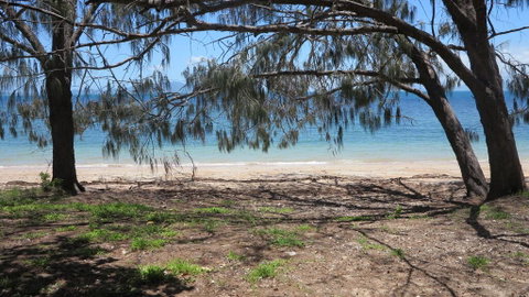 Island View Unit 3/40 Marine Parade - Accommodation Daintree 3