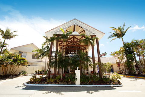 Isle Of Palms Resort - Accommodation Daintree 1