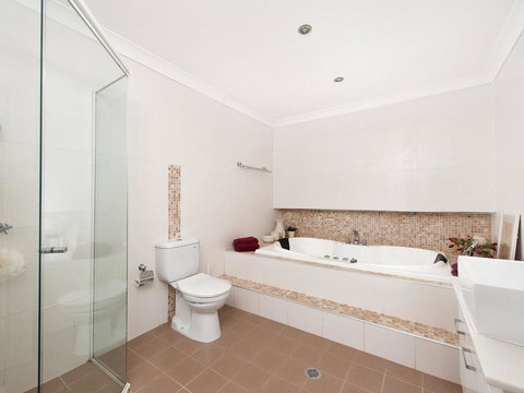 Jacaranda Blue @ Corlette - Accommodation Daintree 2