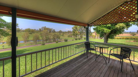 Jacaranda Motor Lodge - Accommodation Daintree 2