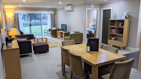 Jewel In The Crowne - Accommodation Daintree 0