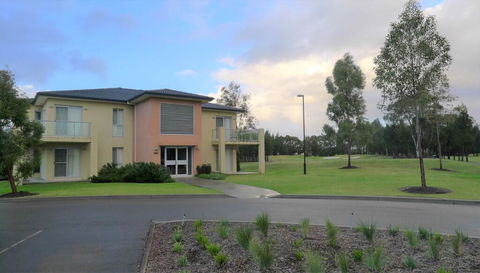 Jewel In The Crowne - Accommodation Daintree 1