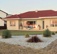 Jewel of the South Beachside Holiday Rental - Accommodation Daintree