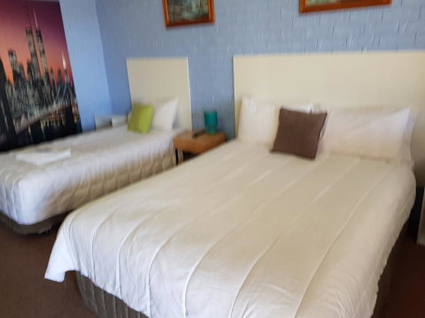 Jillaroo Motor Inn - Accommodation Daintree 1