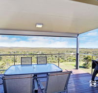 Jinalong 17 Pacific Street Family home great views. - Accommodation Daintree