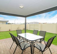 Kangaroo Retreat - Accommodation Daintree